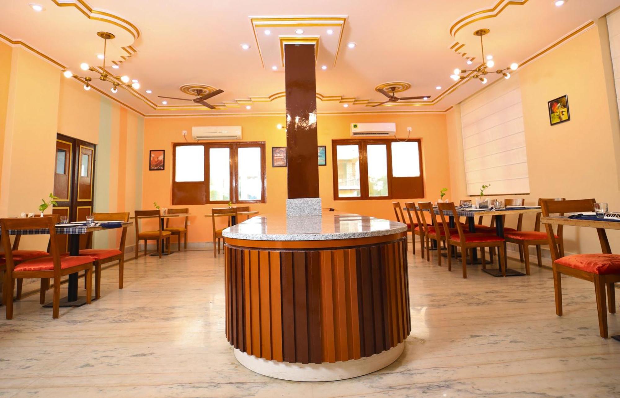 Kenth Hari Resort Dhaulpur By Shrigo Hotels Exterior foto