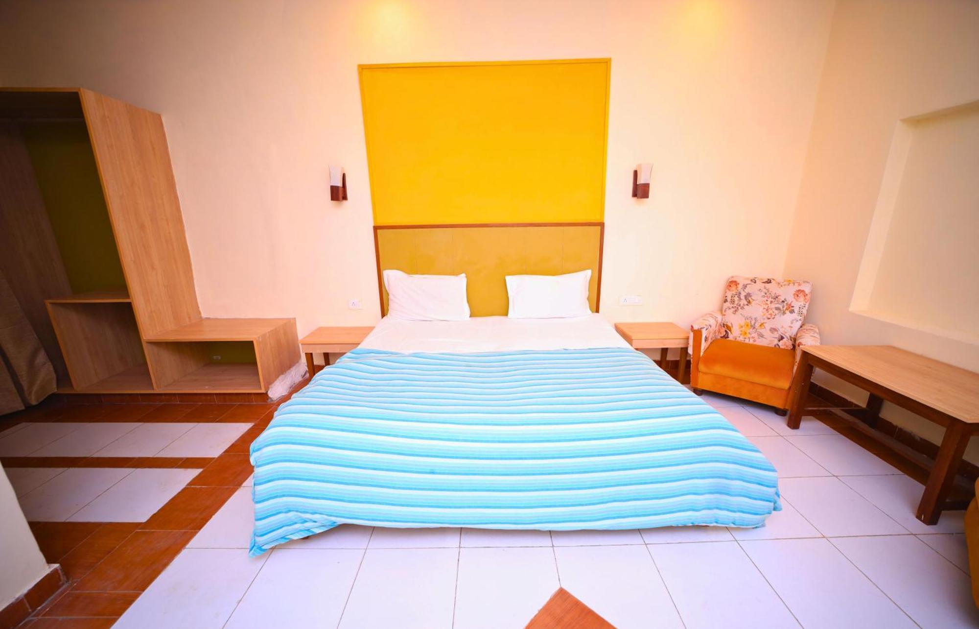 Kenth Hari Resort Dhaulpur By Shrigo Hotels Exterior foto